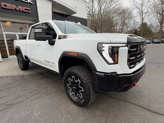Used 2025 GMC Sierra 2500 AT4X image 8