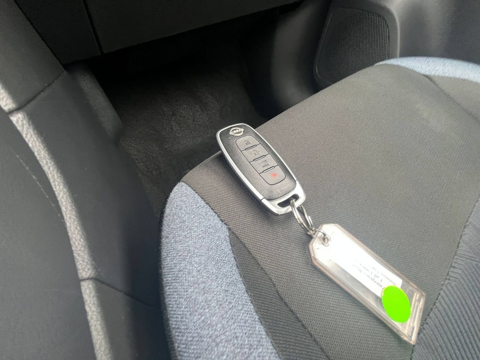 Used 2025 Nissan Versa SV FWD image 21