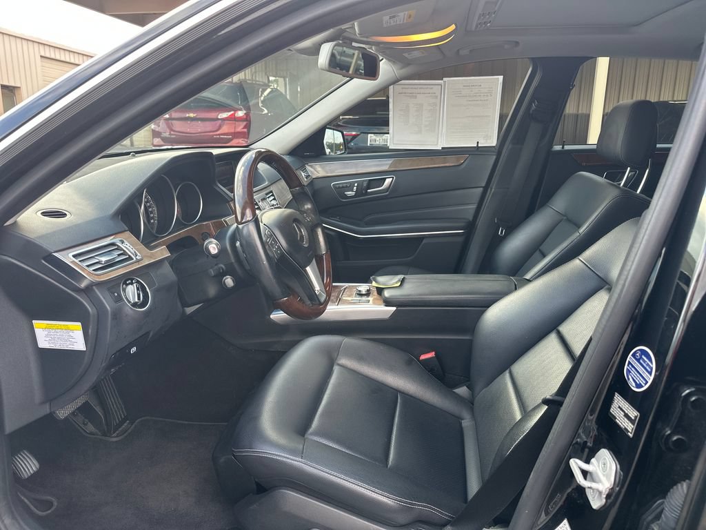 Used 2014 Mercedes-Benz E 350 Sedan image 7