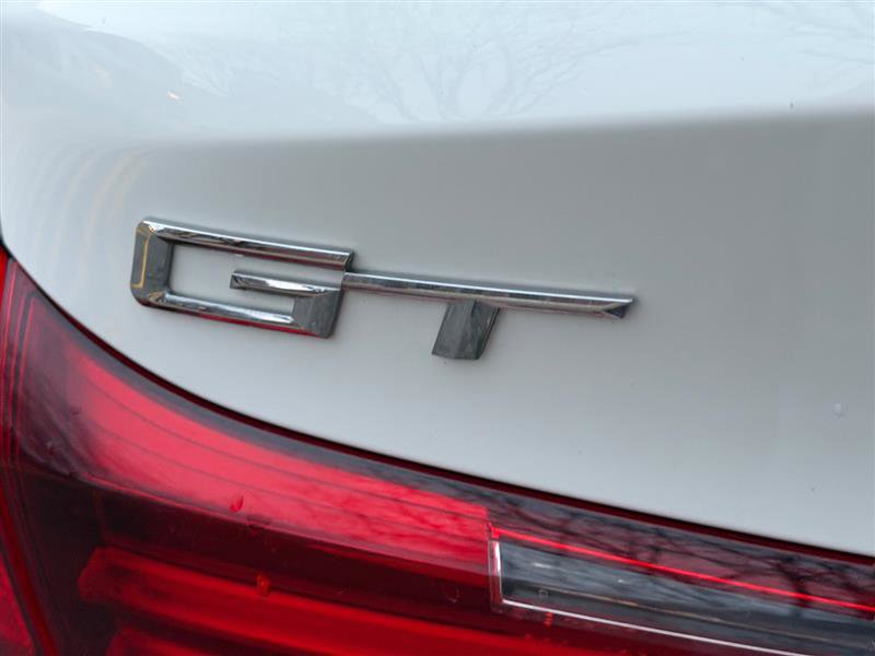 Used 2017 BMW 535i Gran Turismo image 18