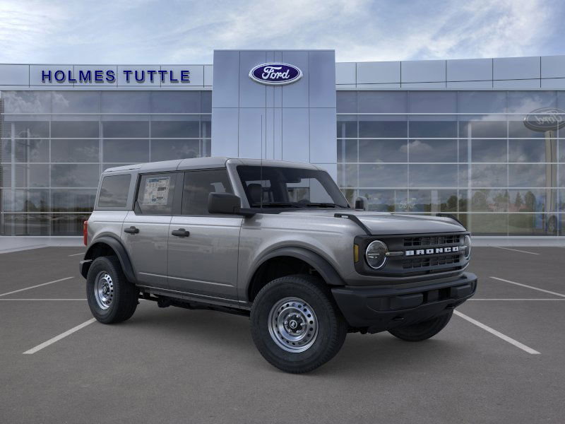 New 2025 Ford Bronco Base image 7