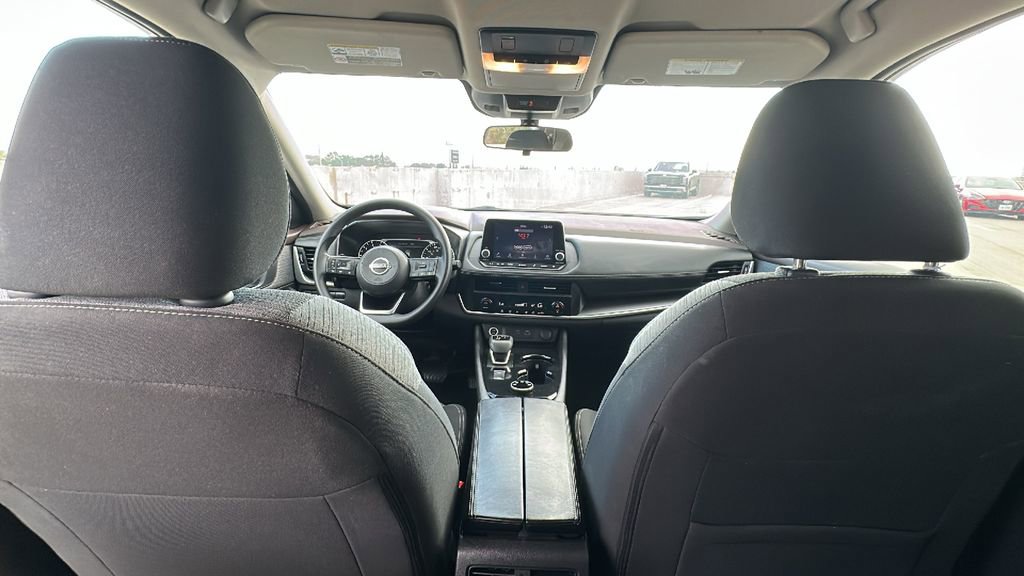 Used 2023 Nissan Rogue SV image 28