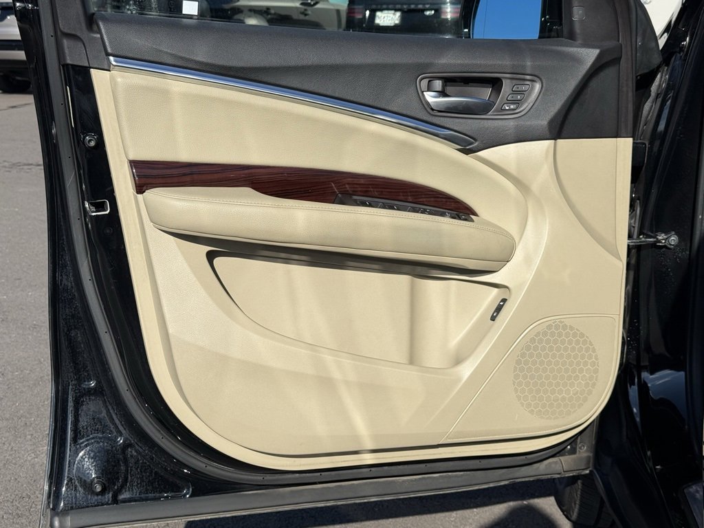 Used 2016 Acura MDX SH-AWD w/ Technology Package image 19