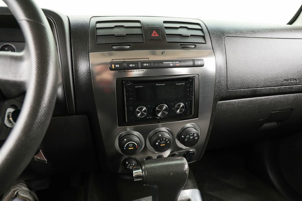 Used 2006 HUMMER H3 w/ Chrome Appearance Package image 8