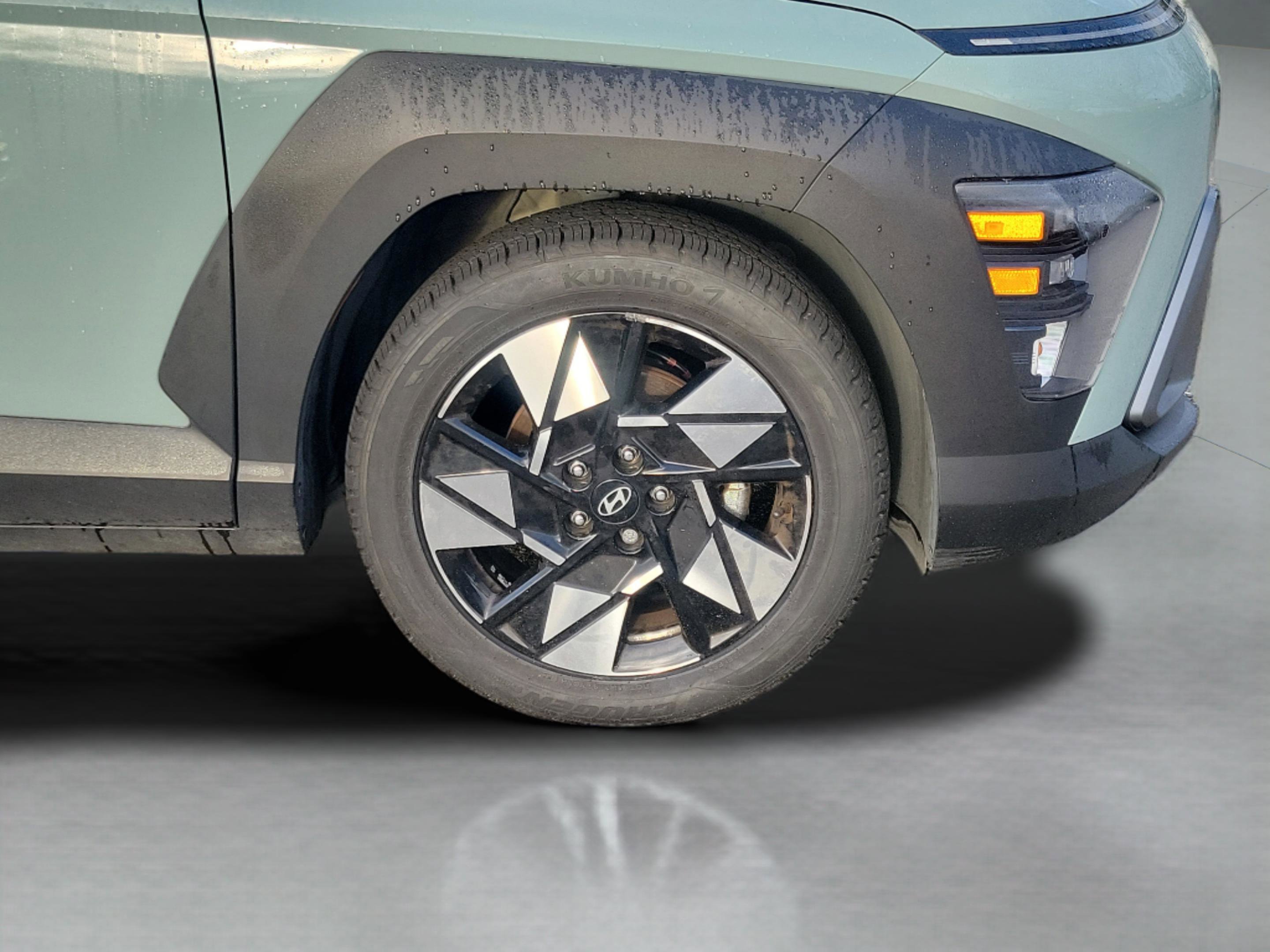 Used 2024 Hyundai Kona SEL image 12