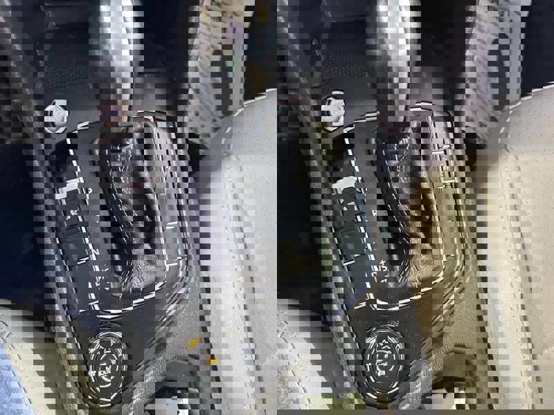 Used 2021 Volkswagen Tiguan SE w/ Panoramic Sunroof Package AWD/4WD image 23