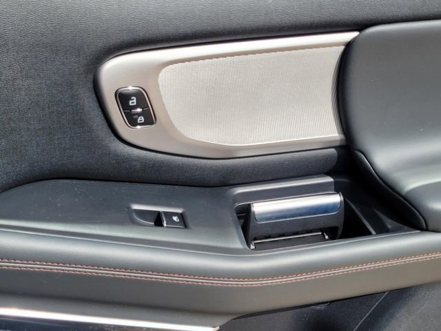 Used 2025 Ford Expedition Max Active image 12