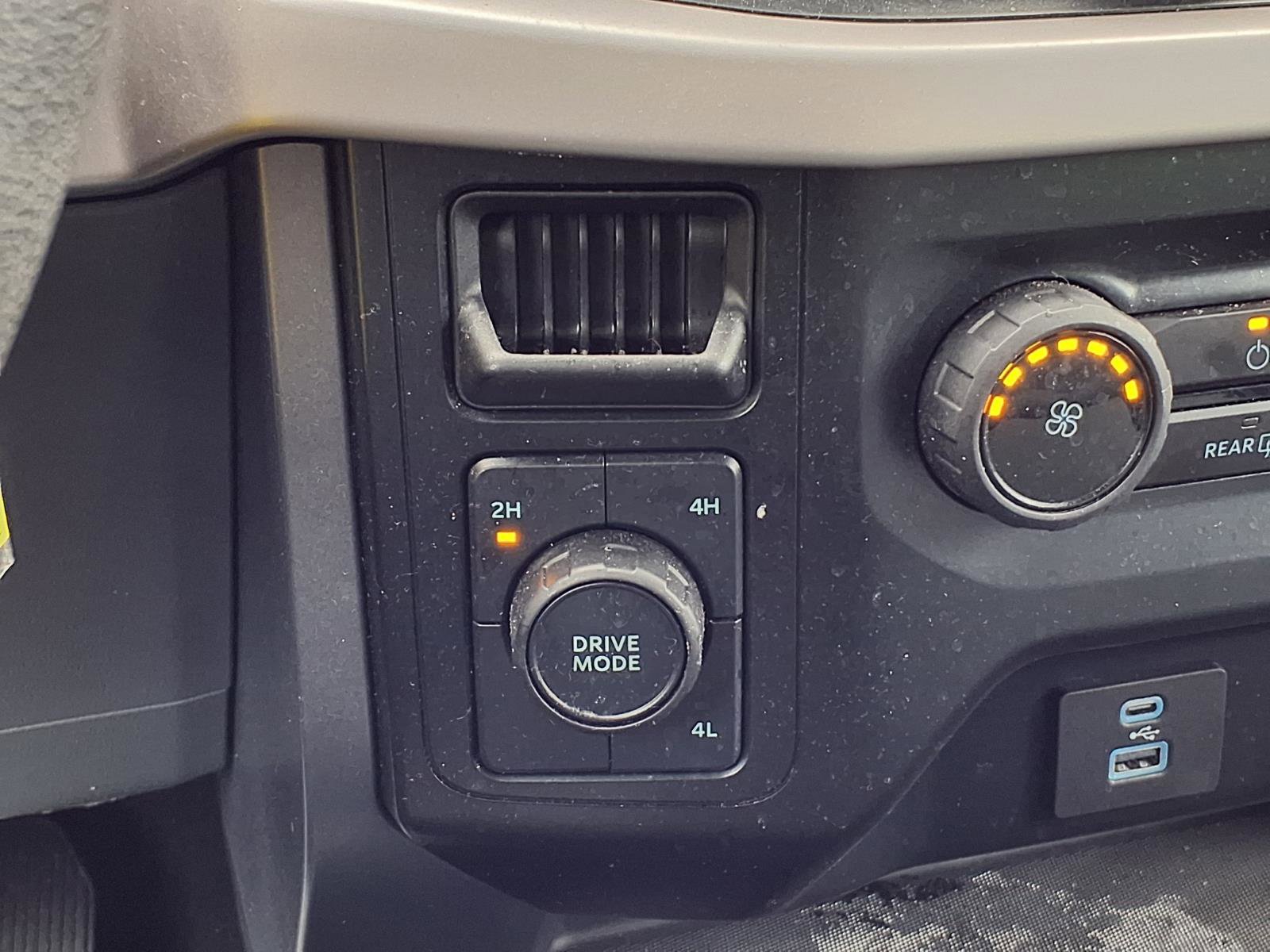 Used 2023 Ford F150 XLT image 13