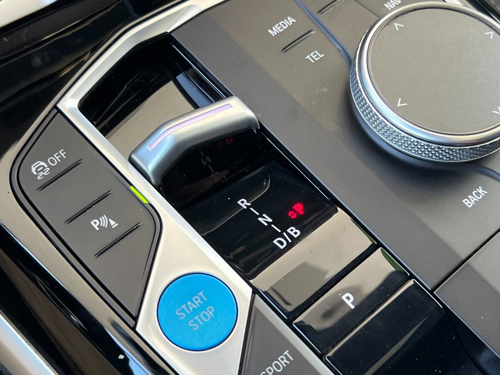 Used 2024 BMW i4 eDrive35 w/ Premium Package image 21