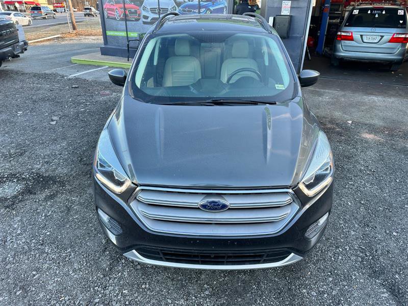 Used 2019 Ford Escape SEL image 3