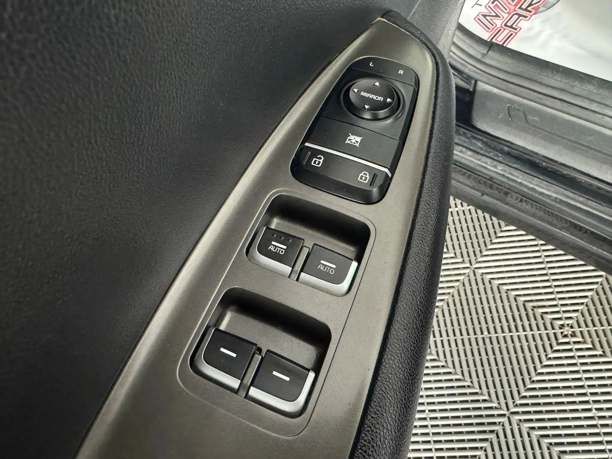 Used 2019 Kia Optima S FWD image 38