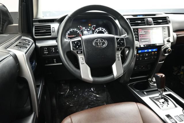 Used 2020 Toyota 4Runner Limited AWD/4WD image 17