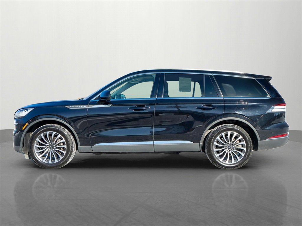 Used 2024 Lincoln Aviator Reserve AWD/4WD image 4
