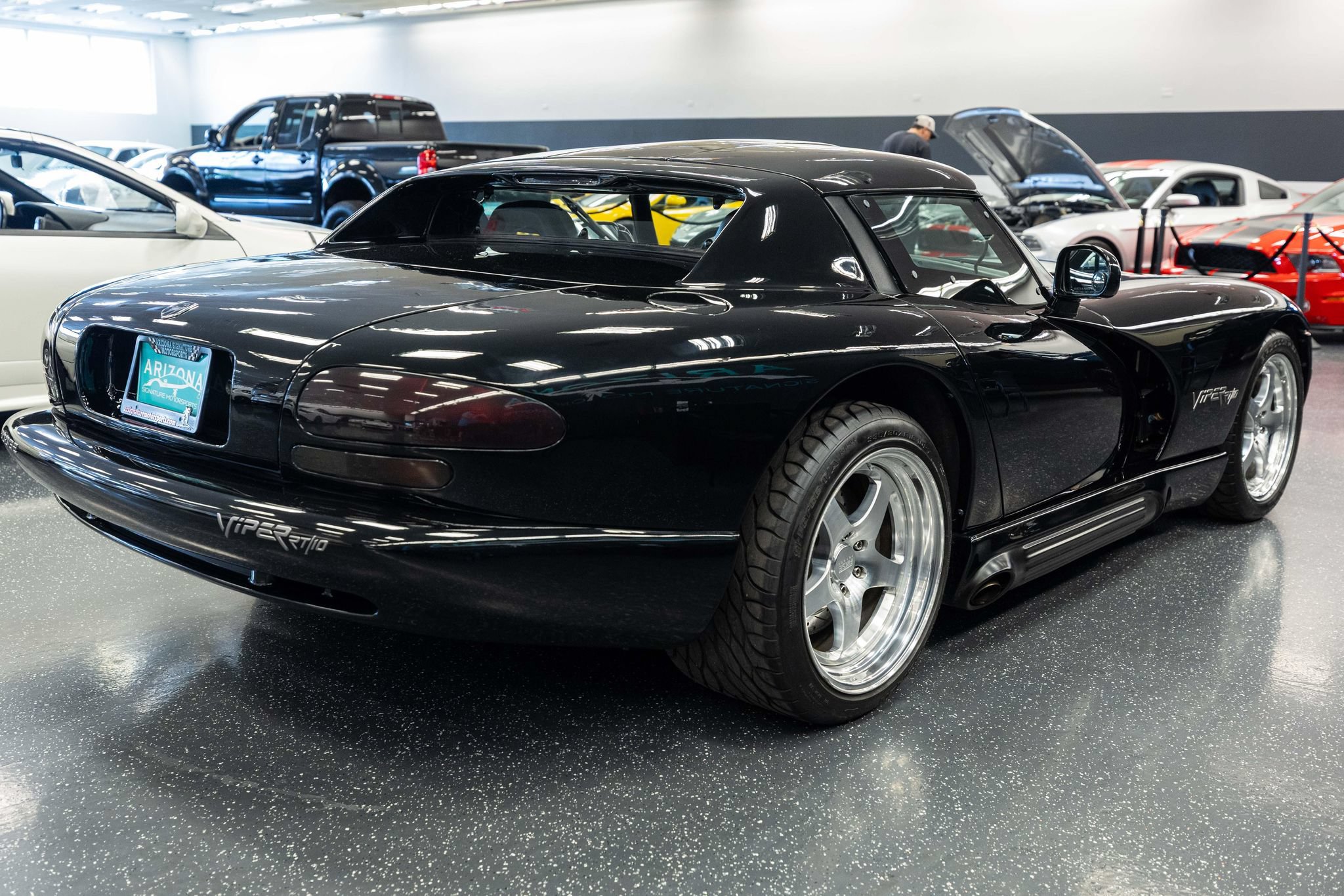 Used 1994 Dodge Viper RT/10 RWD image 4