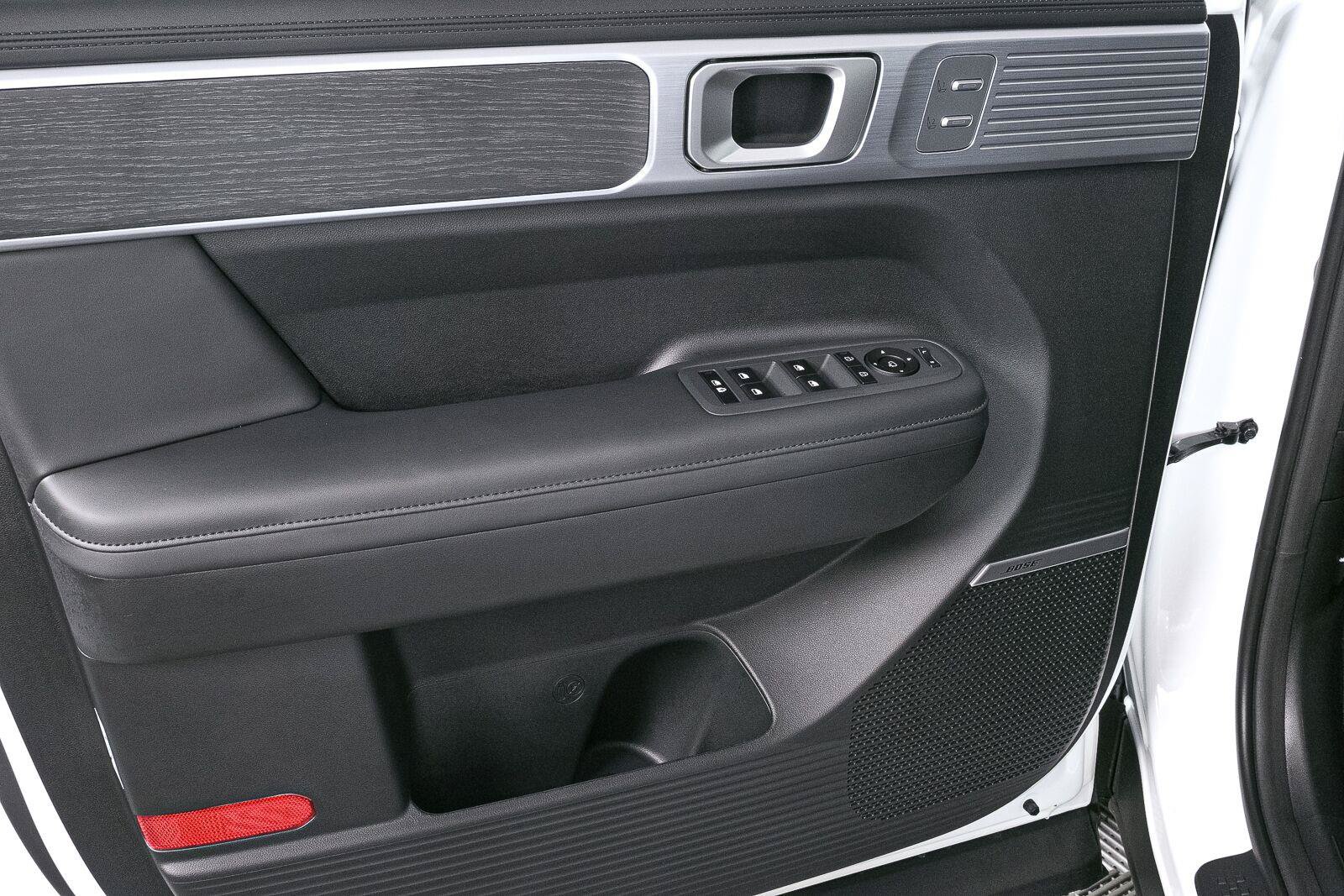 New 2026 Hyundai Santa Fe Limited AWD/4WD image 6