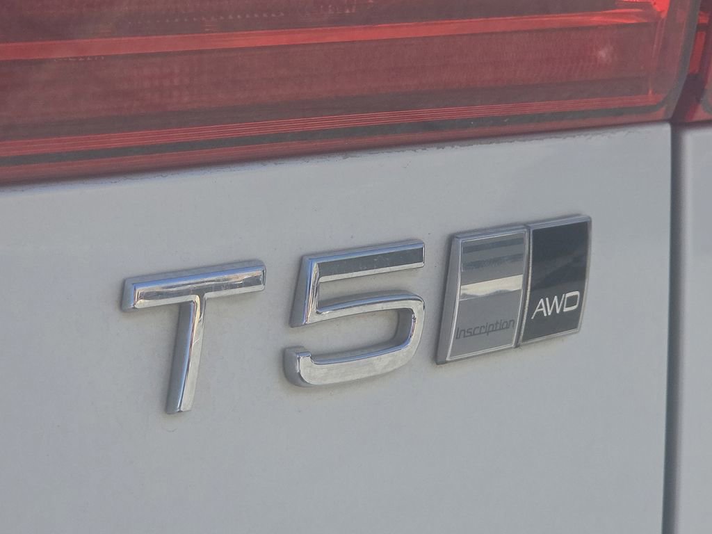 Used 2020 Volvo XC60 T5 Inscription image 13