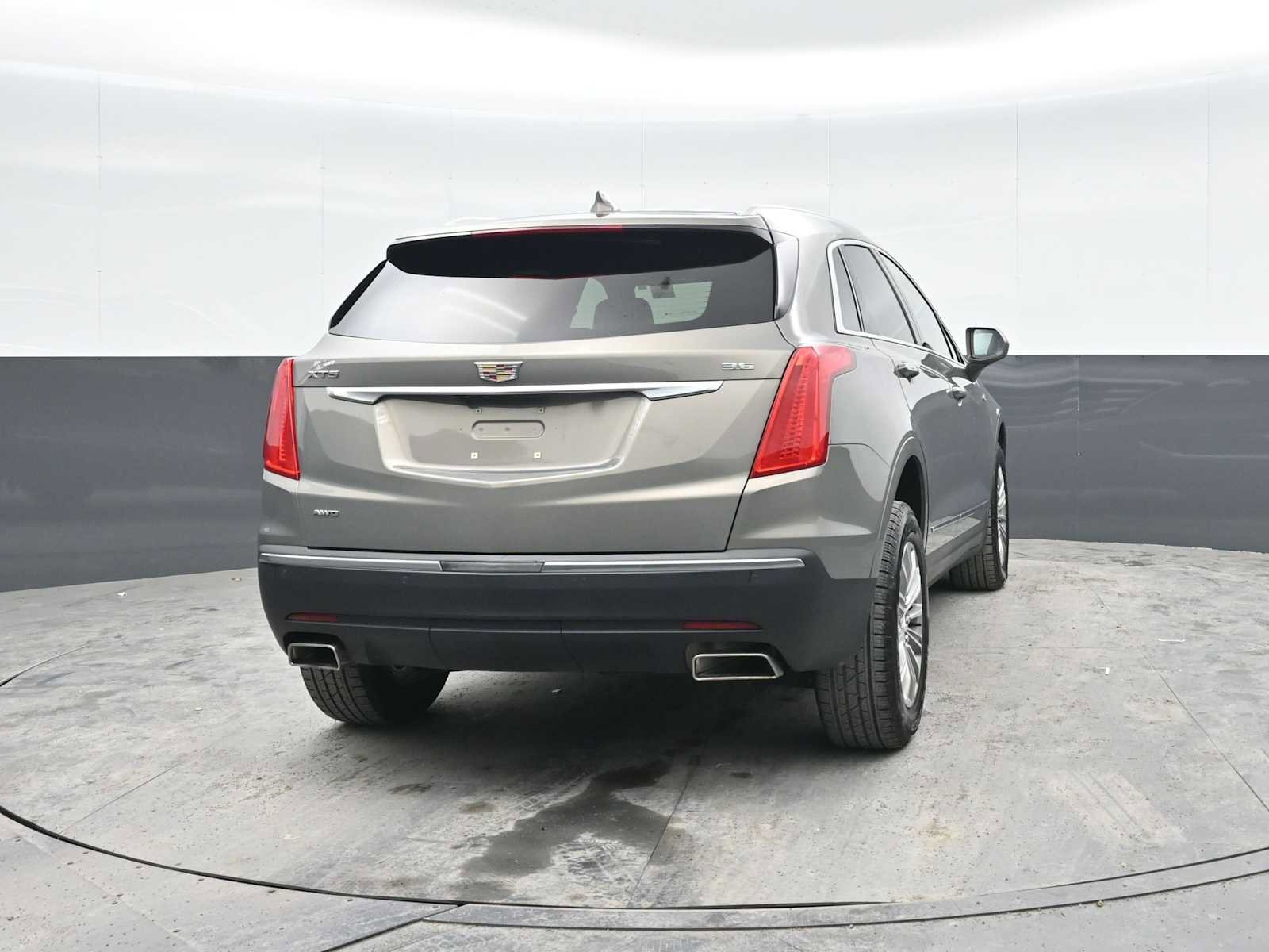 Used 2019 Cadillac XT5 Luxury AWD/4WD image 9