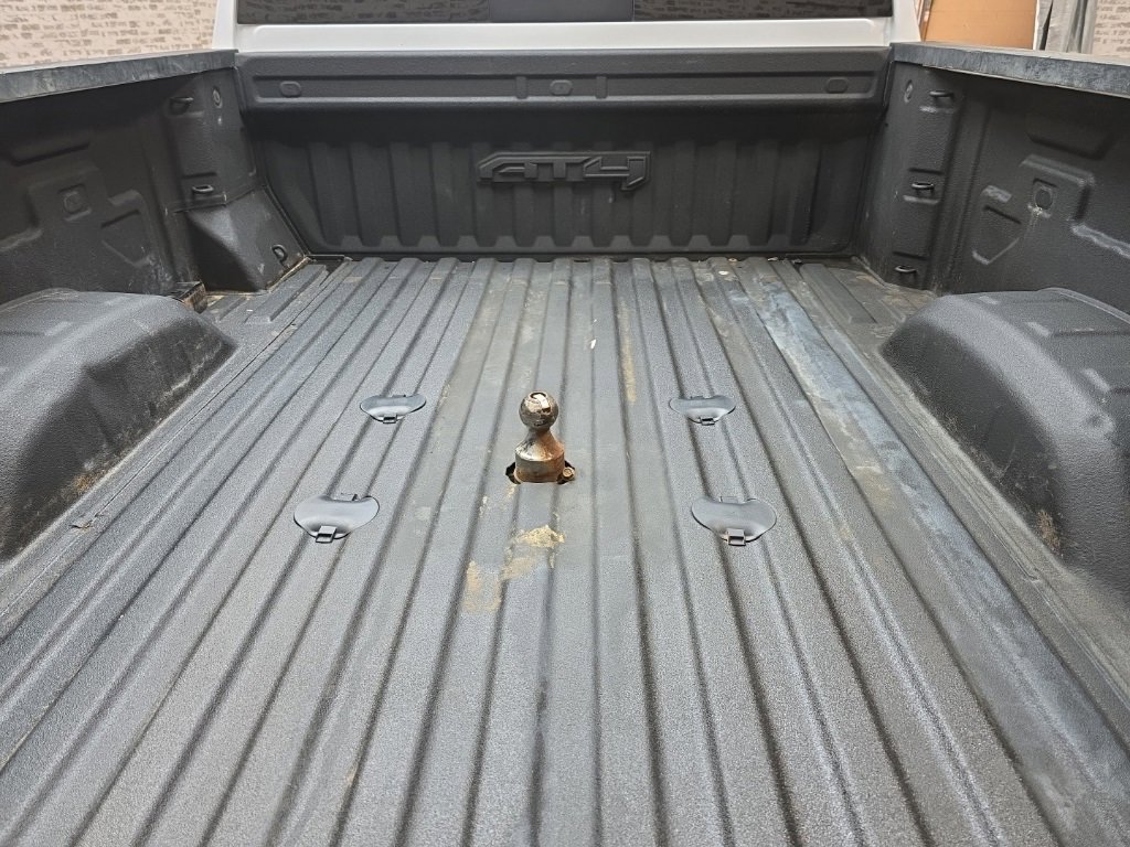 Used 2024 GMC Sierra 2500 AT4 w/ Technology Package image 14