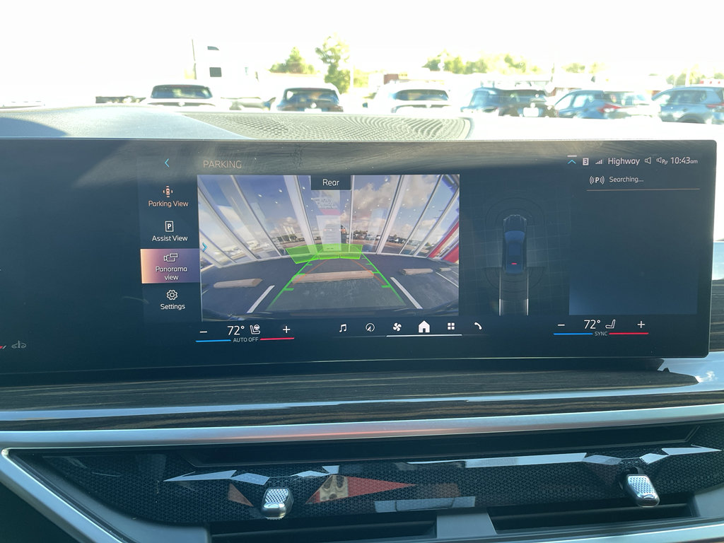 Used 2024 BMW X6 xDrive40i w/ Executive Package image 17