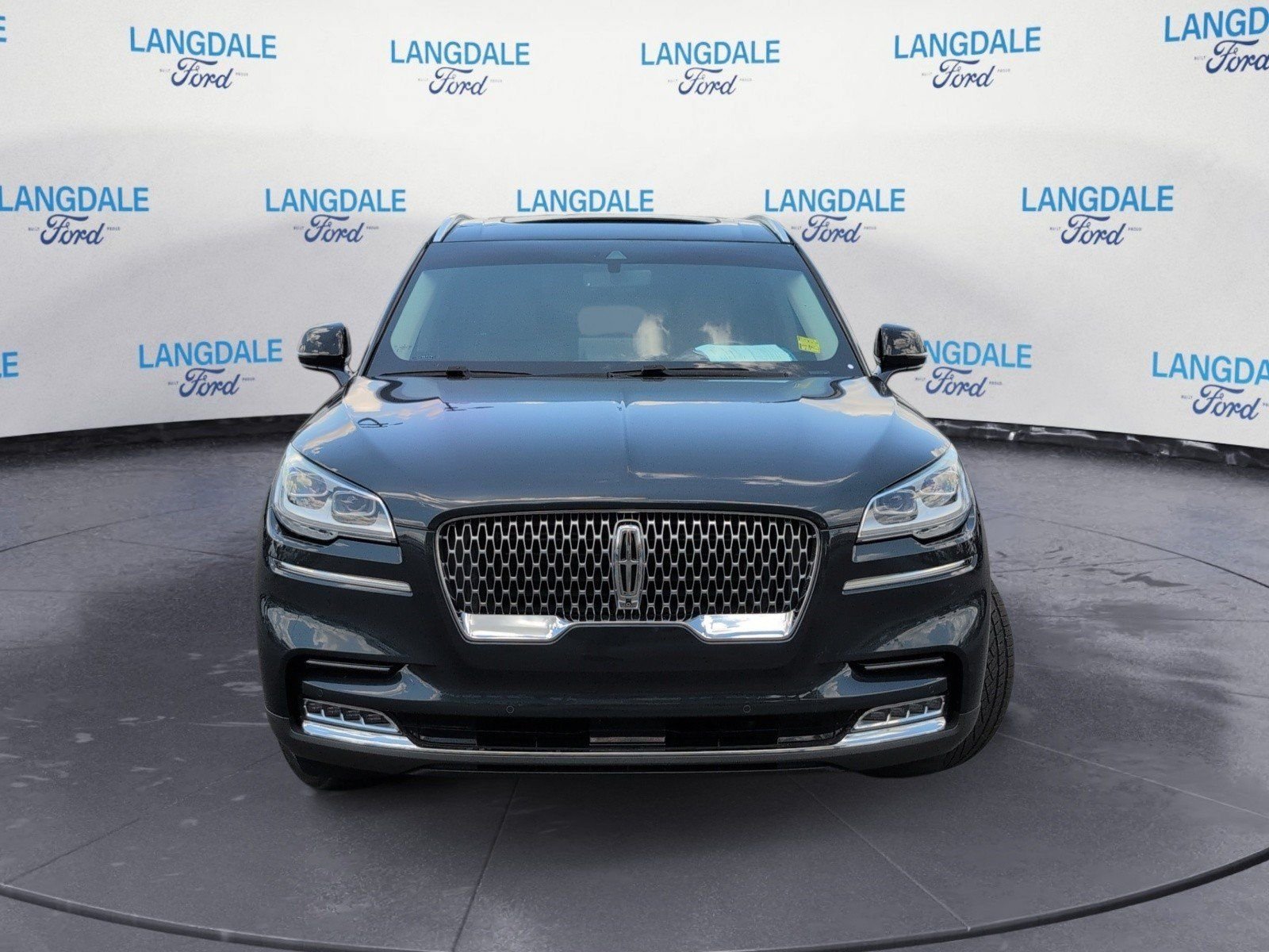 Used 2021 Lincoln Aviator Reserve w/ Equipment Group 202A AWD/4WD image 12