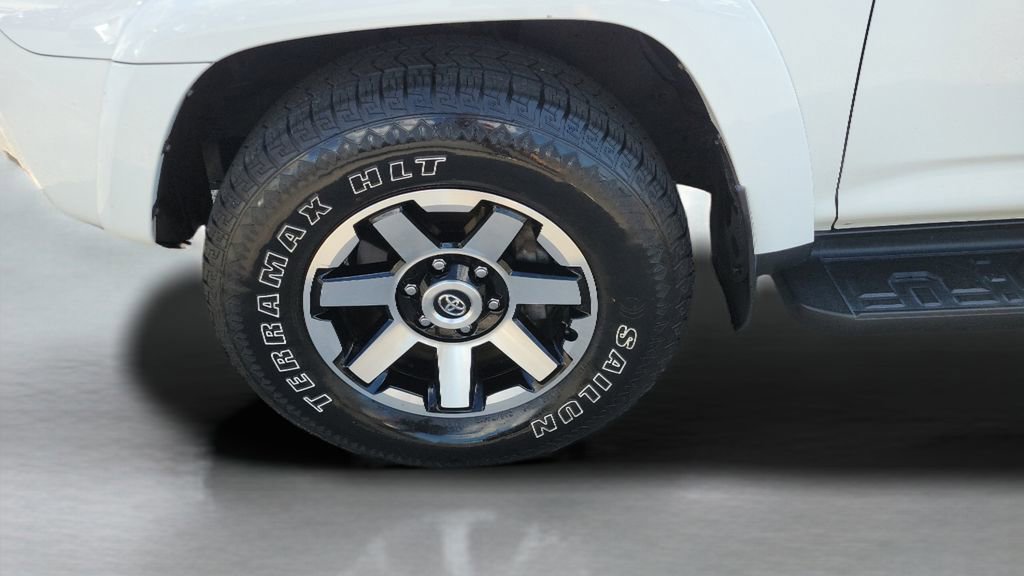 Used 2020 Toyota 4Runner TRD Off-Road Premium image 10