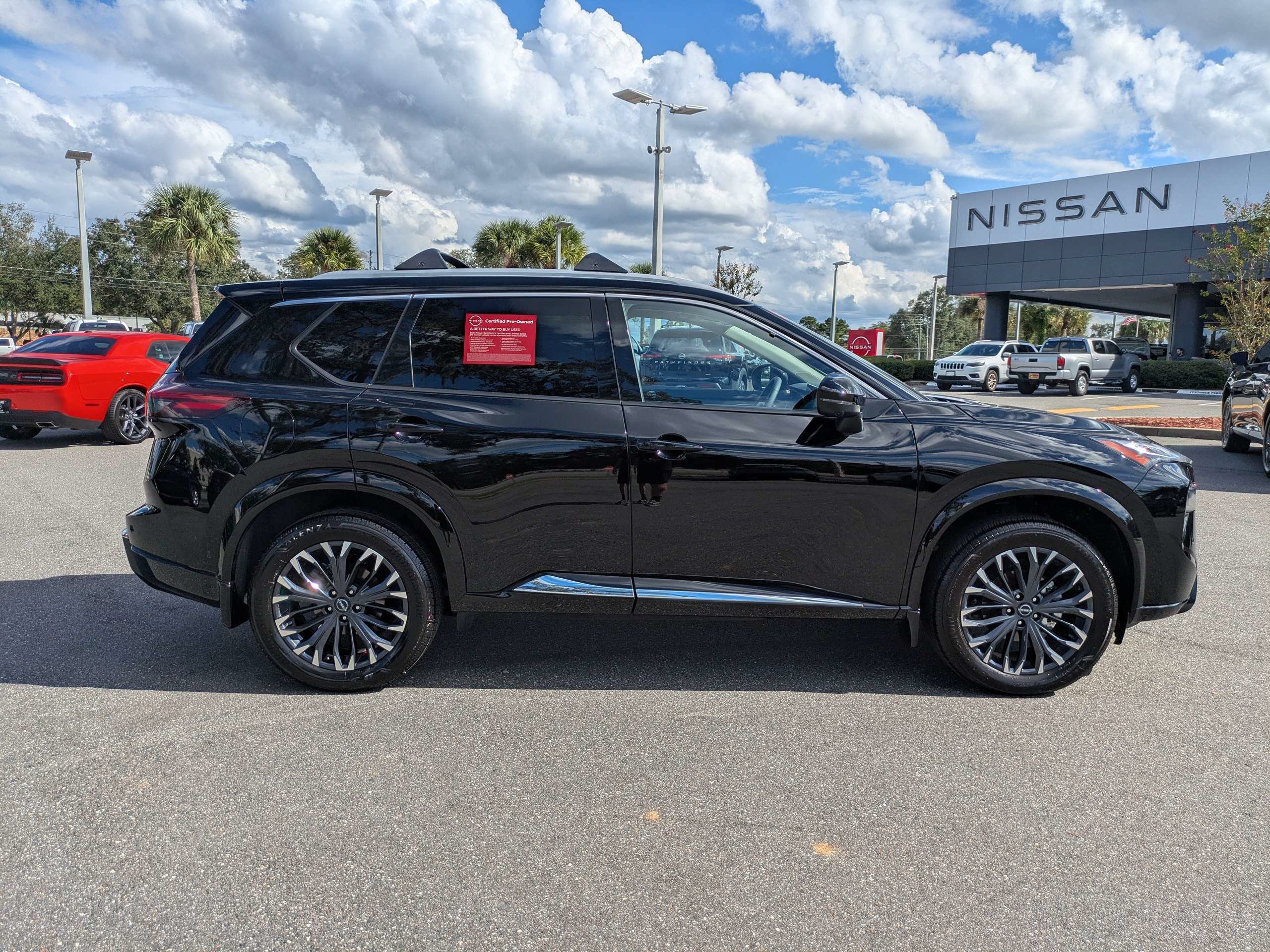 Certified 2026 Nissan Rogue Platinum w/ Platinum Premium Package AWD/4WD image 3
