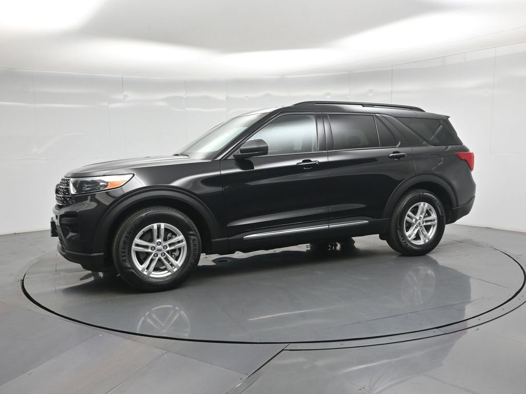 Certified 2023 Ford Explorer XLT image 28