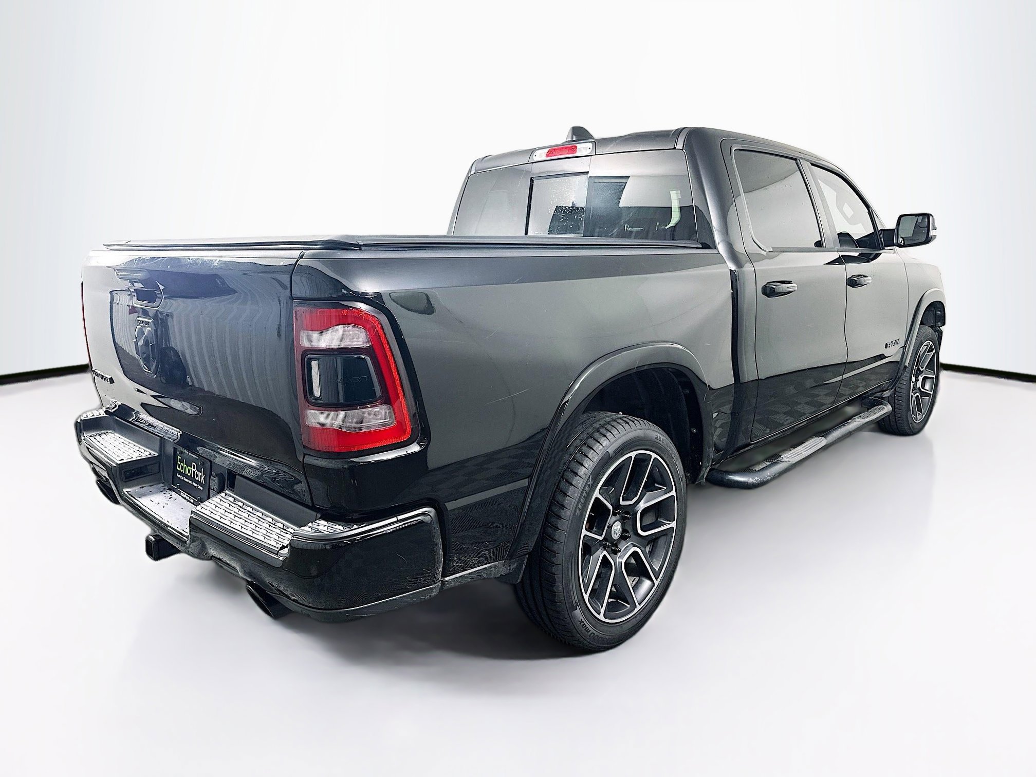 Used 2019 RAM 1500 Laramie RWD image 9