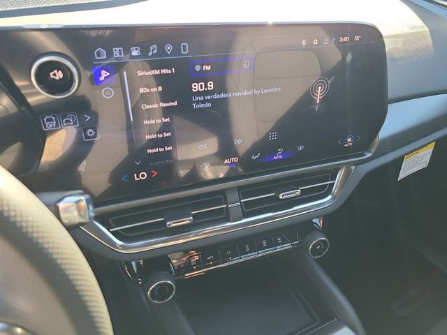 New 2026 Chevrolet Equinox EV LT image 28