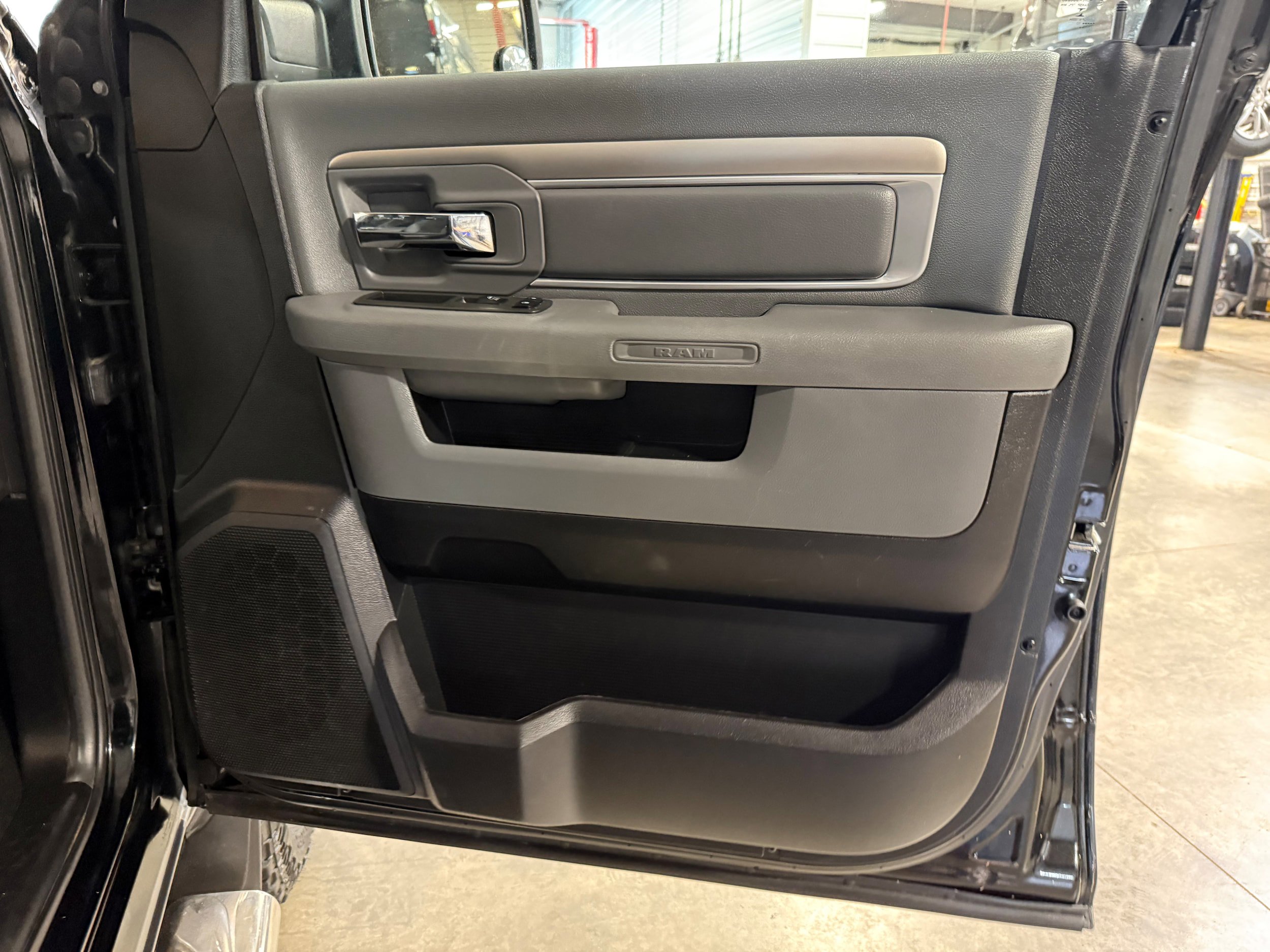 Used 2013 RAM 2500 Outdoorsman AWD/4WD image 8