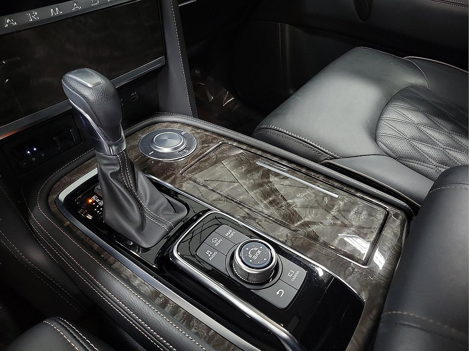 Used 2024 Nissan Armada Platinum w/ Cargo Package image 18