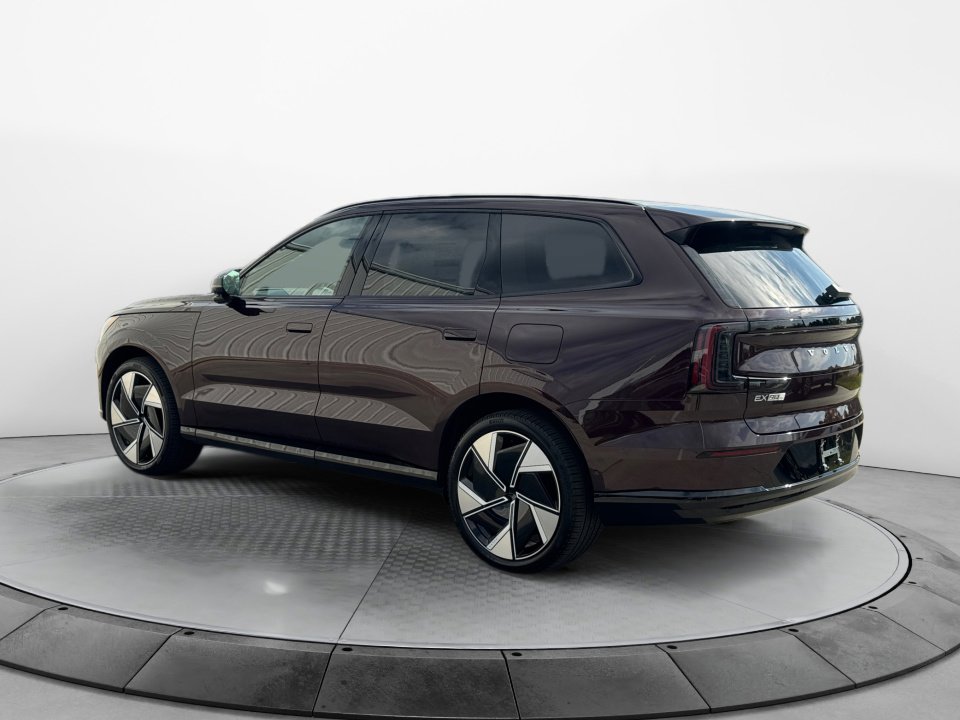 New 2025 Volvo EX90 Ultra image 5
