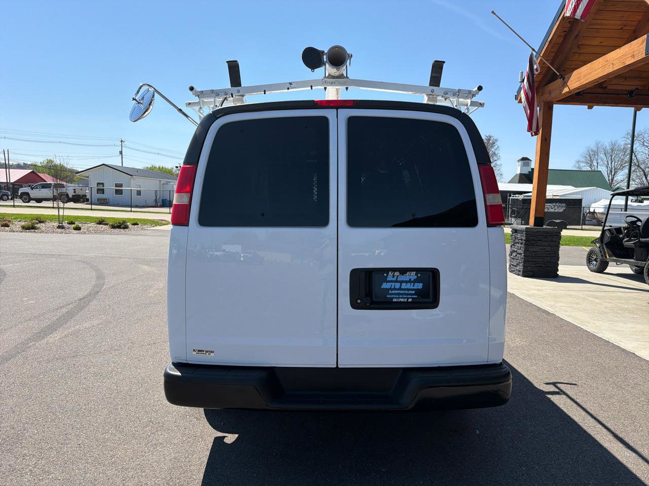 Used 2013 Chevrolet Express 1500 RWD image 5