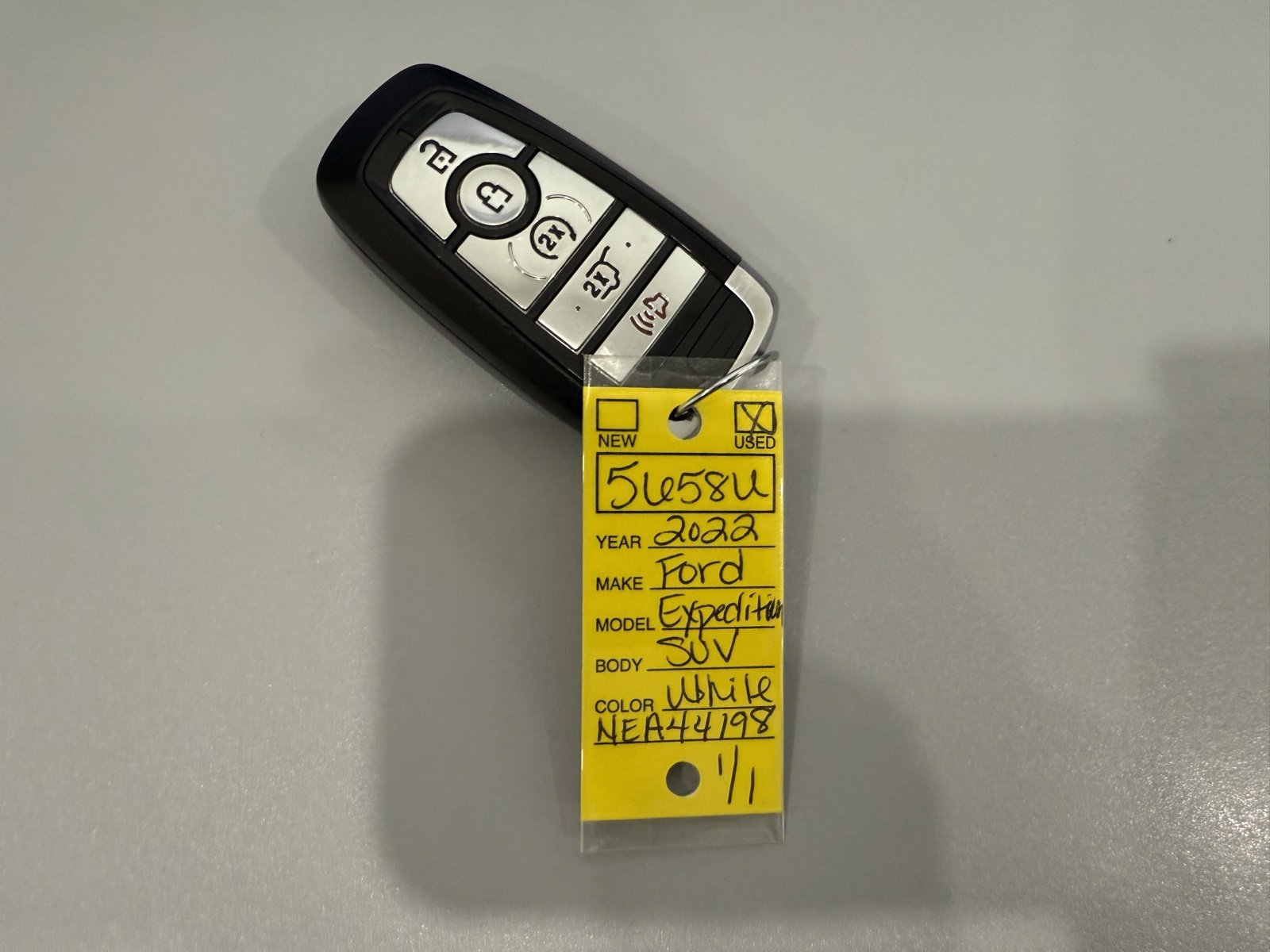 Used 2022 Ford Expedition Limited image 33