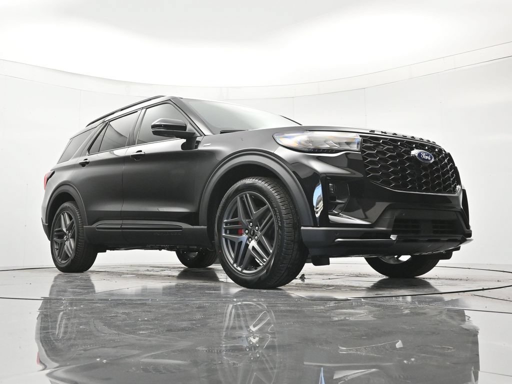 New 2026 Ford Explorer ST-Line w/ ST-Line Street Pack RWD image 38