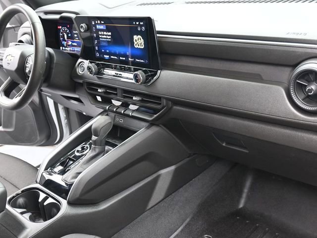 Used 2024 Chevrolet Colorado W/T w/ Safety Package image 28