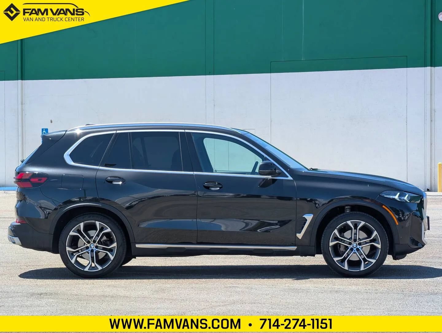 Used 2024 BMW X5 sDrive40i w/ Parking Assistance Package RWD image 12