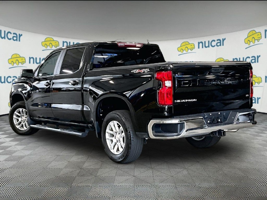 Used 2022 Chevrolet Silverado 1500 LT AWD/4WD image 4