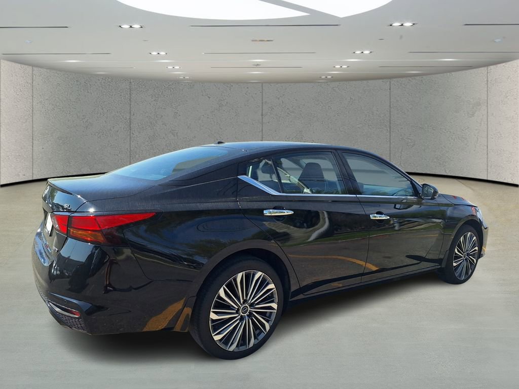 Certified 2025 Nissan Altima 2.5 SL image 5