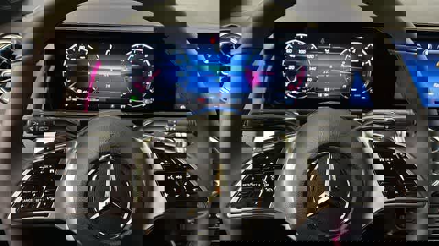 Certified 2026 Mercedes-Benz GLB 250 4MATIC image 18