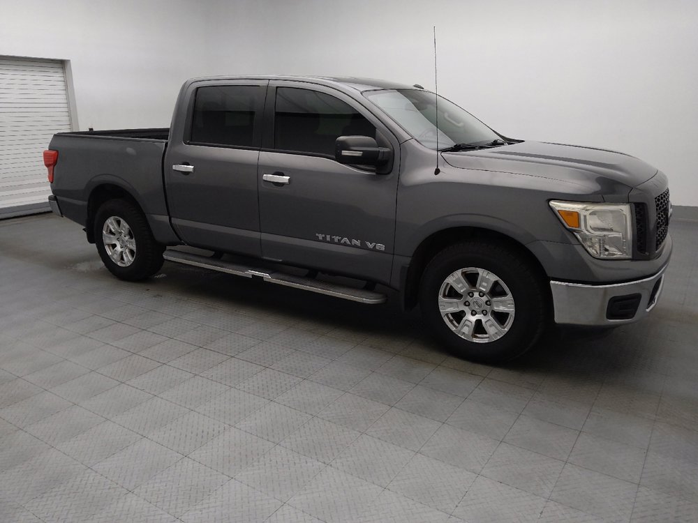 Used 2019 Nissan Titan SV RWD image 11