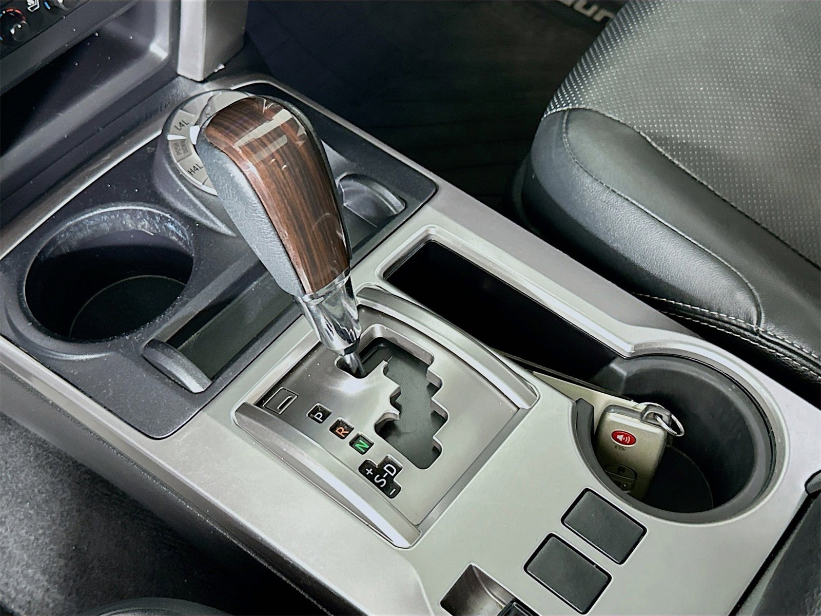 Used 2016 Toyota 4Runner Limited image 17