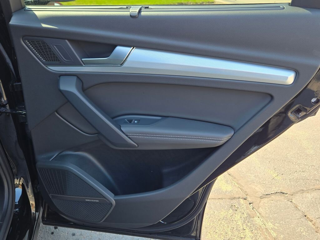 Used 2025 Audi Q5 2.0T Premium Plus image 17