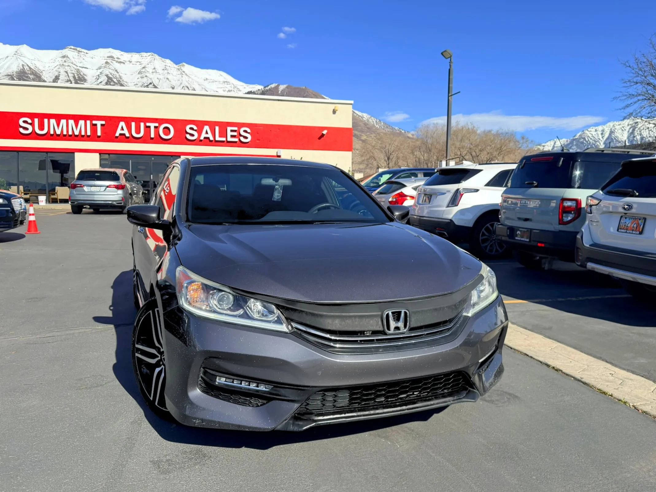 Used 2016 Honda Accord Sport image 2