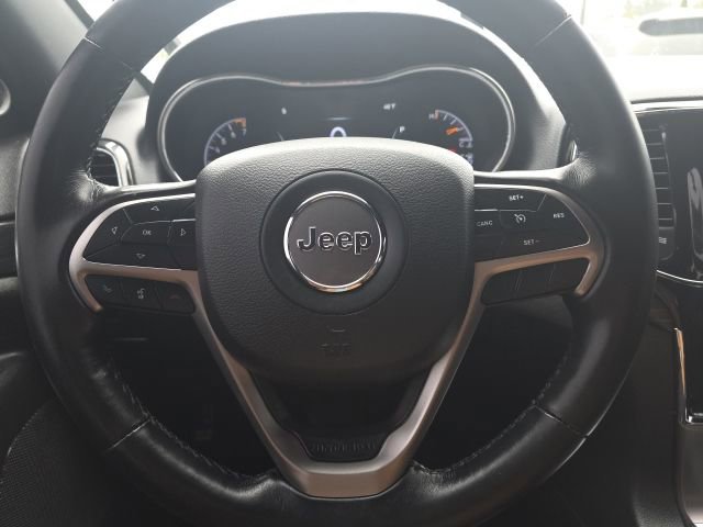 Used 2020 Jeep Grand Cherokee Altitude AWD/4WD image 14
