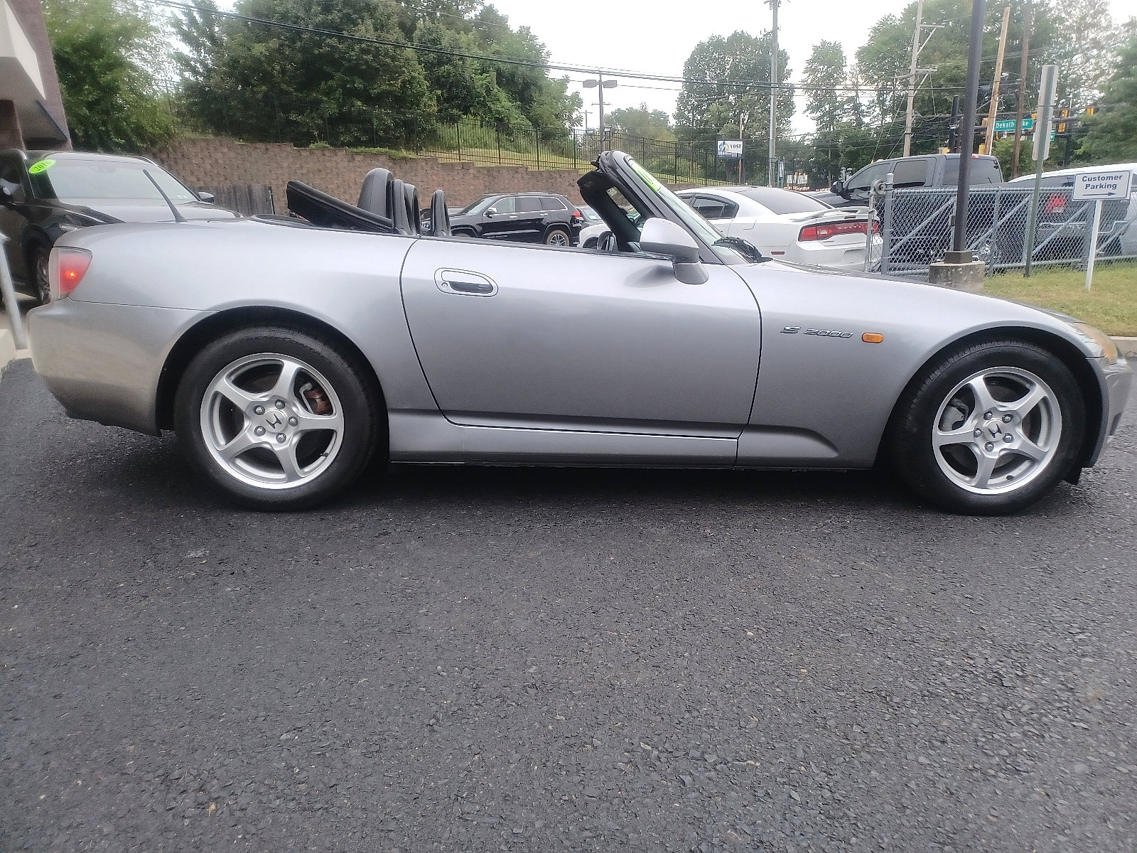 Used 2001 Honda S2000 image 3
