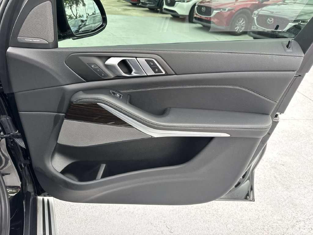 Used 2021 BMW X5 sDrive40i w/ Premium Package RWD image 43