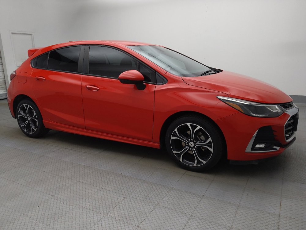 Used 2019 Chevrolet Cruze LT w/ Convenience Package FWD image 11