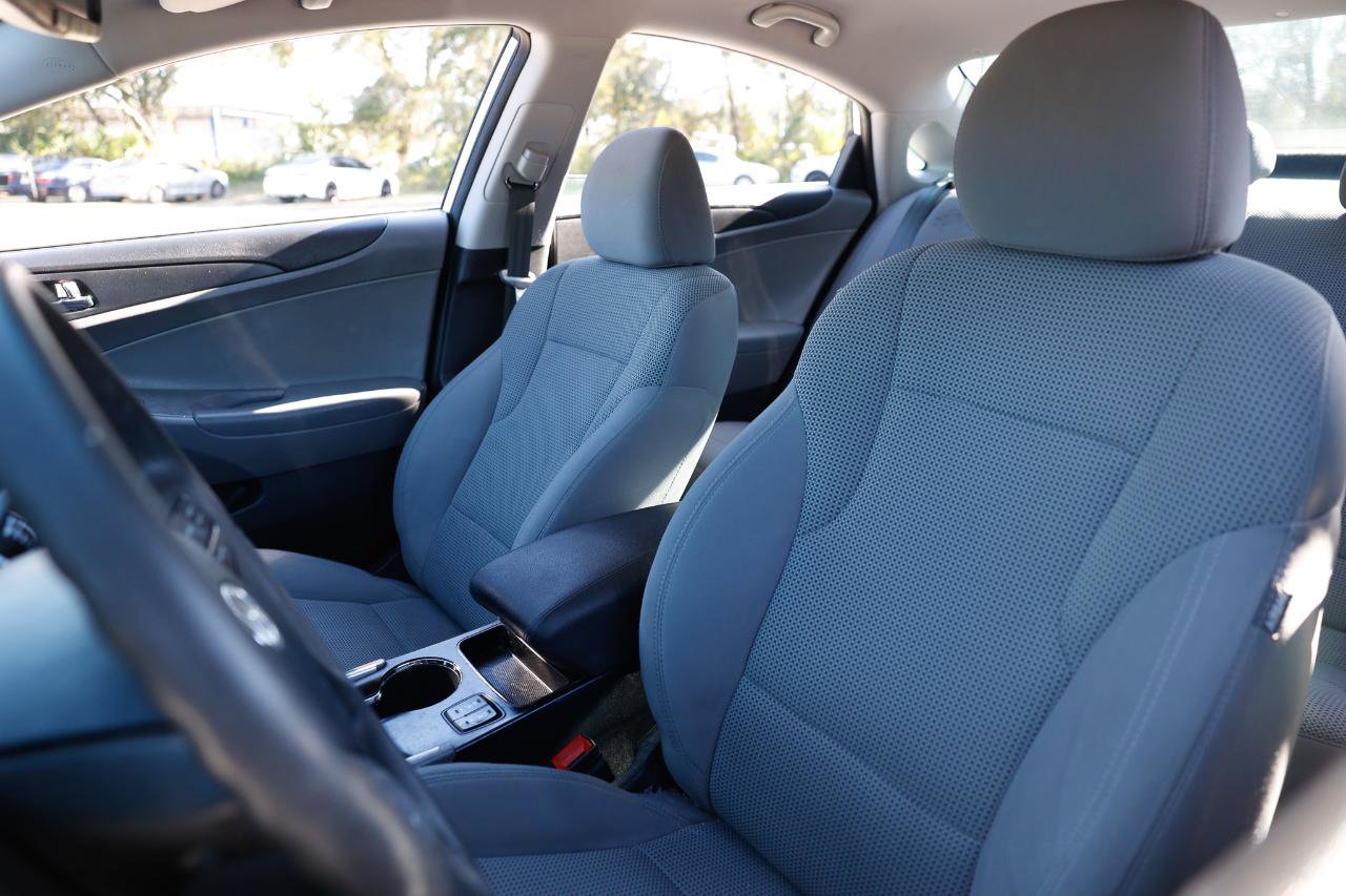 Used 2013 Hyundai Sonata GLS w/ Popular Equipment Pkg image 6