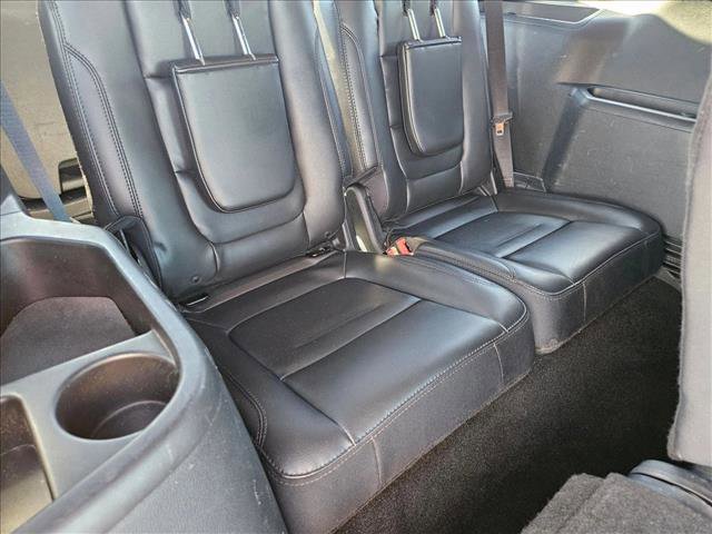 Used 2018 Ford Explorer XLT w/ Equipment Group 202A image 21